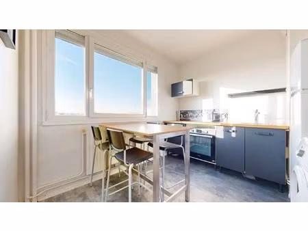 très beau studio de 32m² avec garage et vue sur le parc - av.