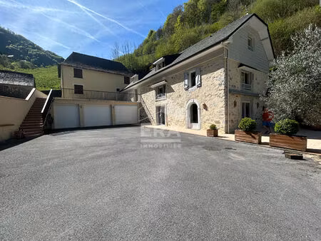 maison de charme - cadre naturel exceptionnel avec piscine.