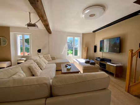 vente maison 5 pièces  104.00m²  jonzac