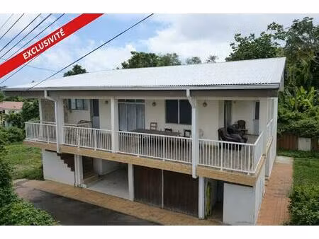 opportunité rare : deux logements f3 et f4 sur plus de 2 600 m² de terrain !