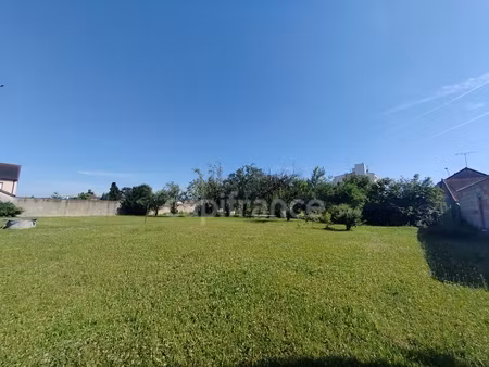 a vendre terrain à bâtir à chalon sur saone (71) d'environ 2 473 m² et d'une maison de 95 