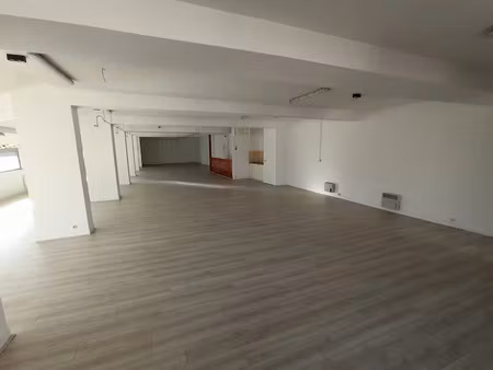 vente locaux professionnels 0 pièces 380 m² à saint-junien (87200)  250 700 €
