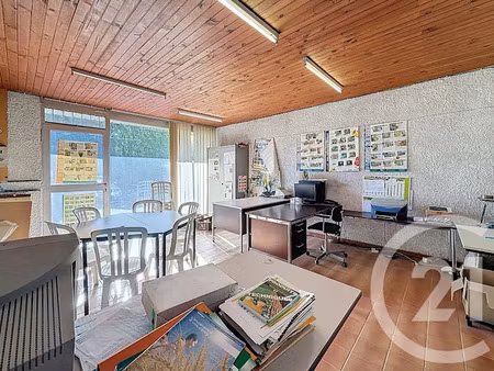 vente locaux professionnels à saint-martin-de-crau (13310)  59 000 €