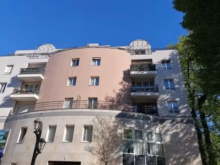 aulnay sous bois centre gare t3 77 m² avec place de parking et cave