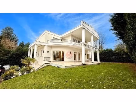 le raincy – villa d’exception – prestations rares