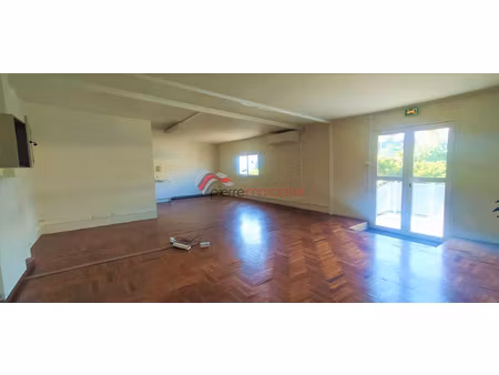 local / bureau 60 m2 en zone industrielle