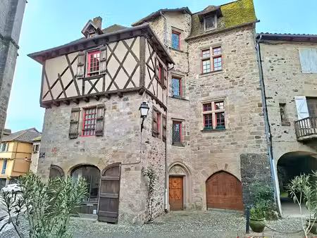 vente immeuble 10 pièces 367 m² à beaulieu-sur-dordogne (19120)  595 000 €