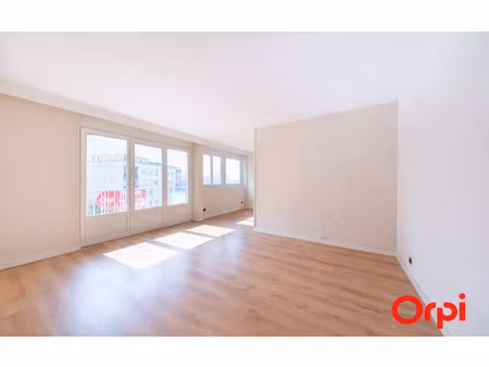 appartement mâcon 82.01 m² t-4 à vendre  100 000 €