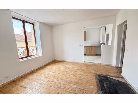 location appartement  56.27 m² t-3 à nogent-l'artaud  670 €