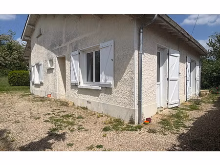 location maison  m² t-3 à aire-sur-l'adour  615 €