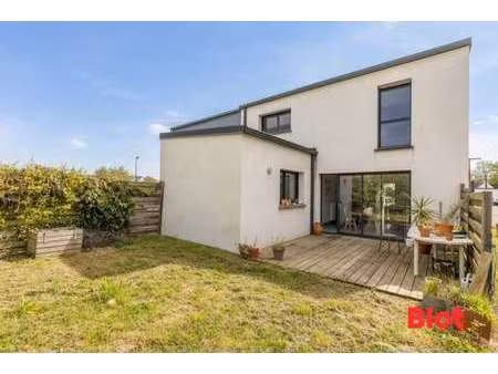 vente maison à saint-gilles (35590) : à vendre / 99m² saint-gilles