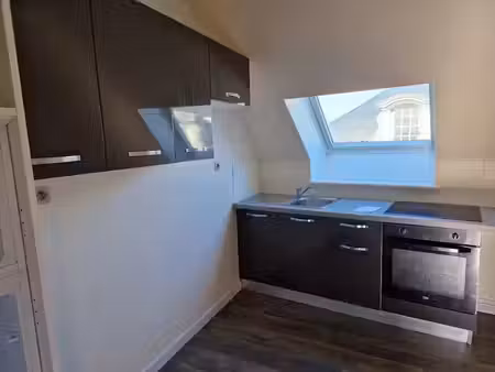 location appartement 3 pièces 43 m² à bruyères-et-montbérault (02860)  495 €