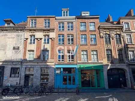 immeuble 4 pièces 68 m²