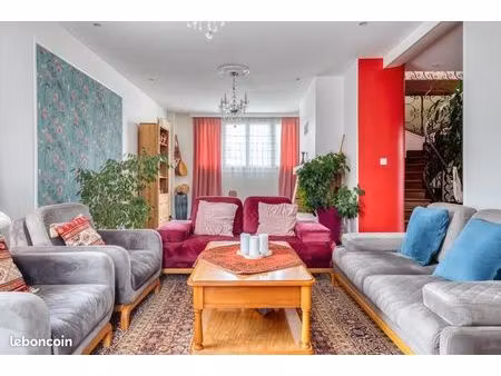 maison 10 pièces 288 m²