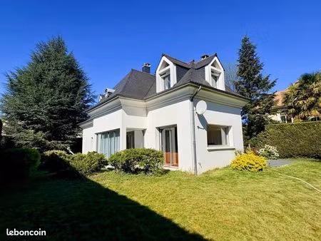 maison 8 pièces 200 m²