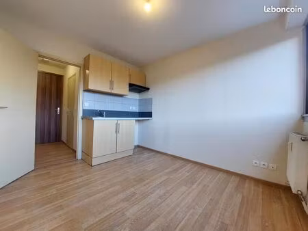studio 1 pièce 15 m²