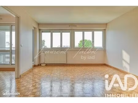 appartement 5 pièces 93 m²