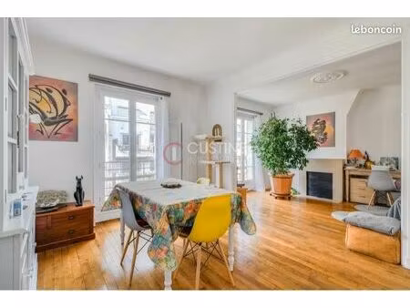 paris 18 - 3 pièces - parquet moulures cheminé