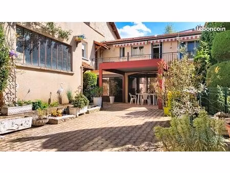 maison de ville 7 pièces 135 m²
