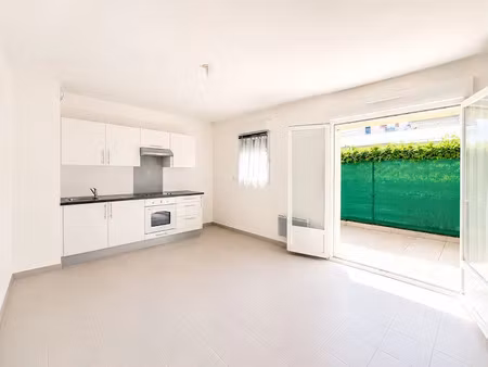 location appartement 1 pièce 28 m² à gretz-armainvilliers (77220)  595 €