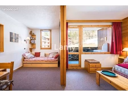 studio 2 pièces 26 m²