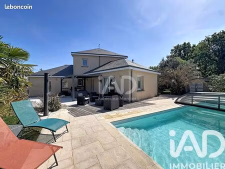 maison familiale 6 pièces 166 m²