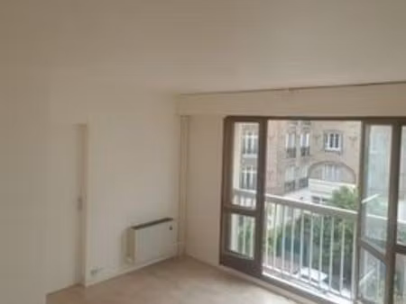 studio 25 m2 non meublé