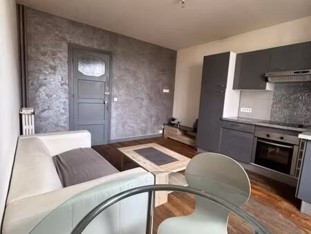 studio 2 pièces 25 m²