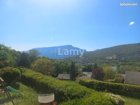 appartement 3 pièces 69 m²