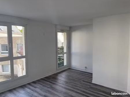 appartement 2 pièces 80 m²