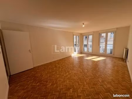 appartement 2 pièces 70 m²