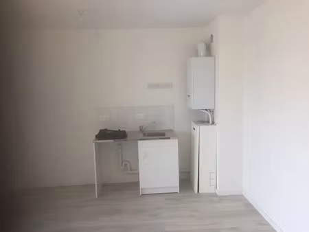 location appartement 2 pièces 38 m² à mont-saint-aignan (76130)  630 €