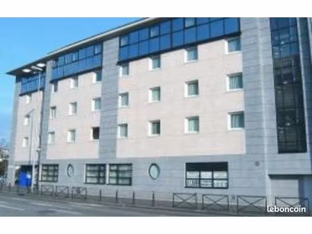 studio 1 pièce 18 m²