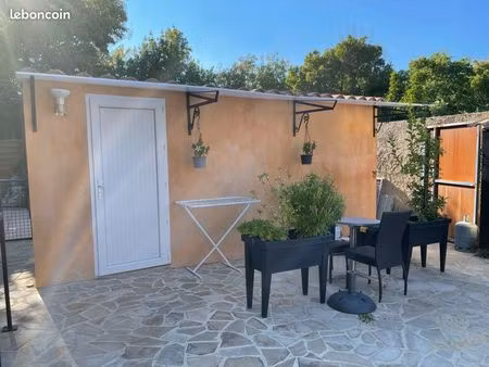 studio étudiant ou proff