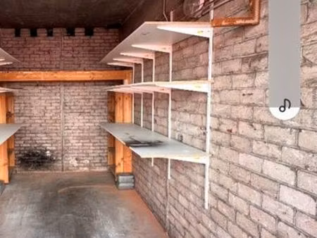 loue box avec mezzanine