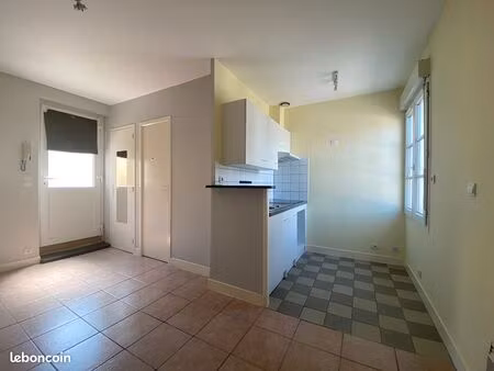 studio 1 pièce 22 m²