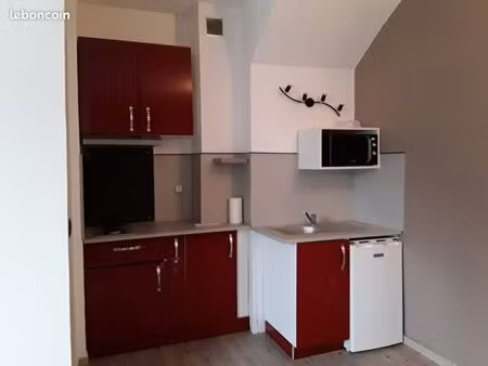 studio 26 m2 avec parking privé 520 euros à bruyères le châtel