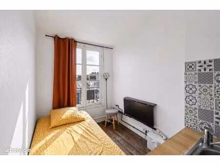 studio lumineux vue dégagée – 7e étage avec ascenseur – location meublée temporaire 1 mois