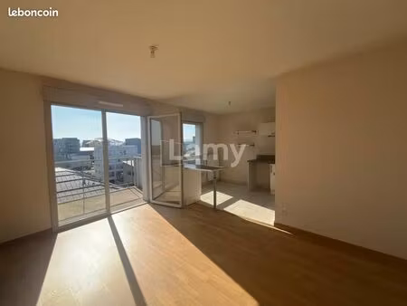appartement 3 pièces 58 m²