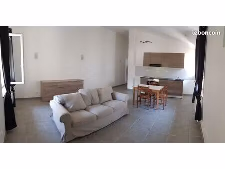 t2 meublé 55 m²– hyper-centre pamiers – rénové