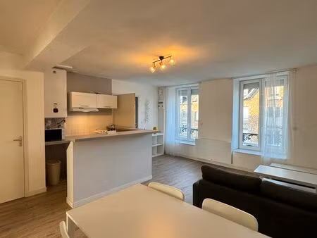 apparemment t2 meublé neuf centre sartilly