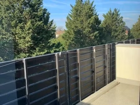 studio 1 pièce 31 m²