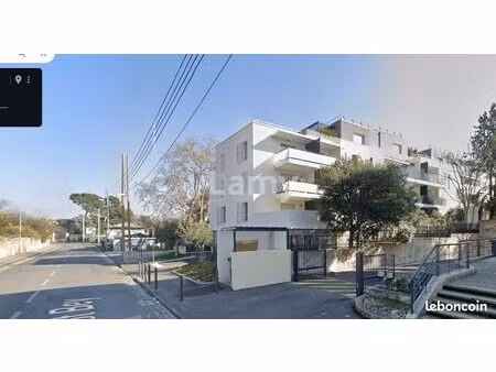 parking 10 m² marseille