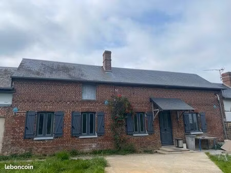 maison ancienne en brique