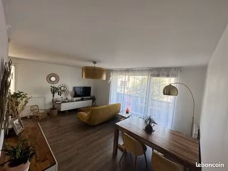 magnifique 3 pièces traversant – quartier croix bonnet  bois d'arcy