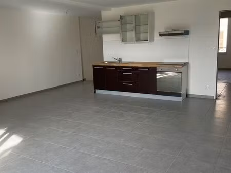 appartement 2 pièces 67 m²