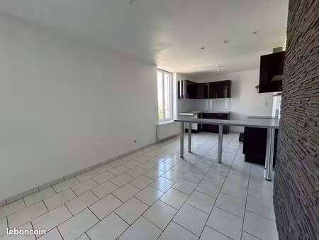 appartement 3 pièces 65 m²