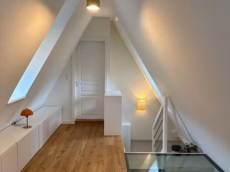 duplex grand t2 - hypercentre historique (rue de l'épine)