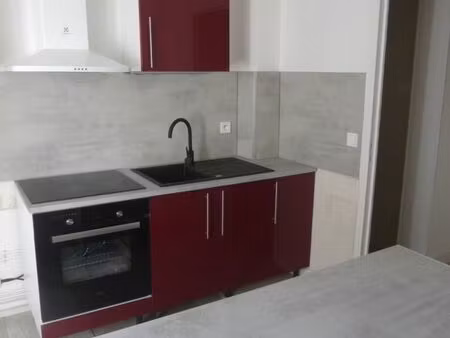 centre ville la croix en touraine f2