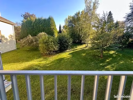 studio 1 pièce 30 m²